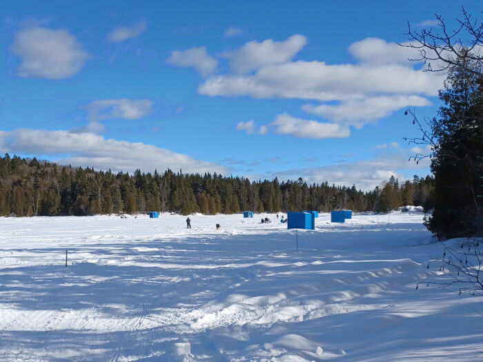Domaine du Renard Bleu - Pêche sur glace - Pêche blanche